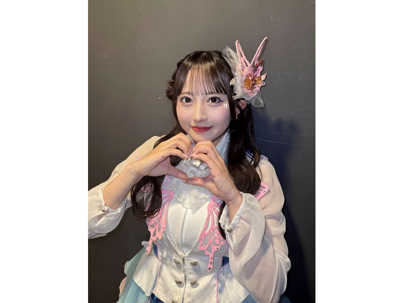 “握手会にオタク1人”話題のSKE48相川暖花、水着姿のずぶ濡れショット披露「体張ってる」「濡れても可愛い」の声