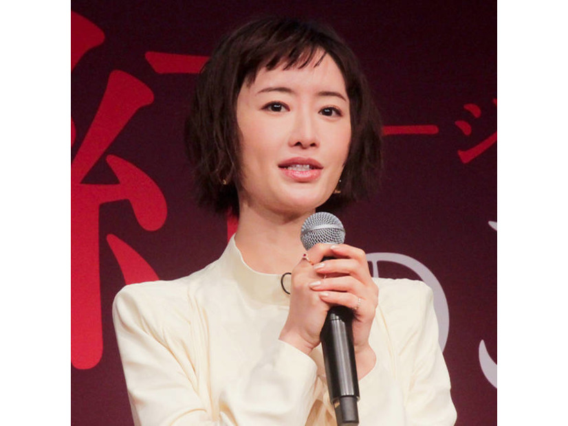 松本まりか、話題沸騰のドラマ『奪い愛、真夏』怒涛の展開を印象付ける演技で魅了