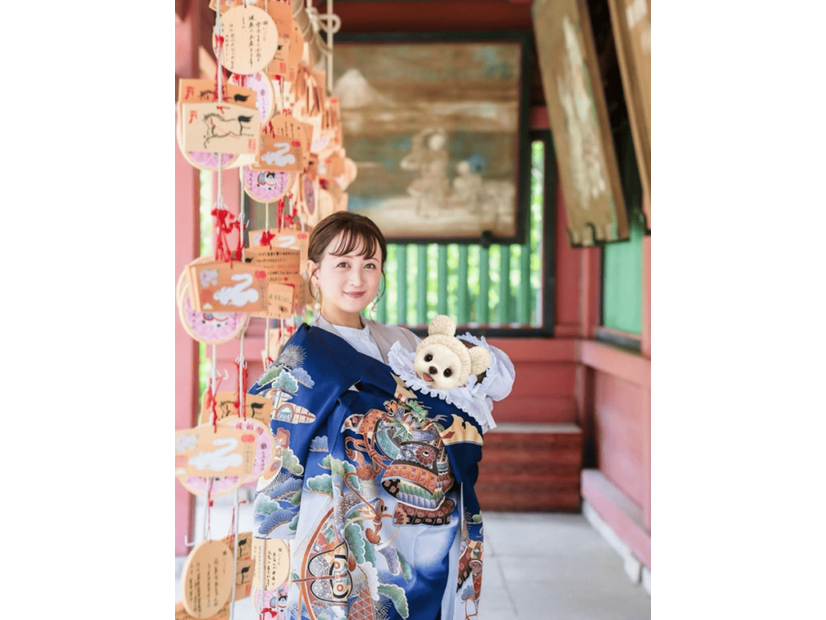 小松彩夏、生後半年を迎える息子を抱いたお宮参りSHOT披露「幸せに思えることも沢山増えました」