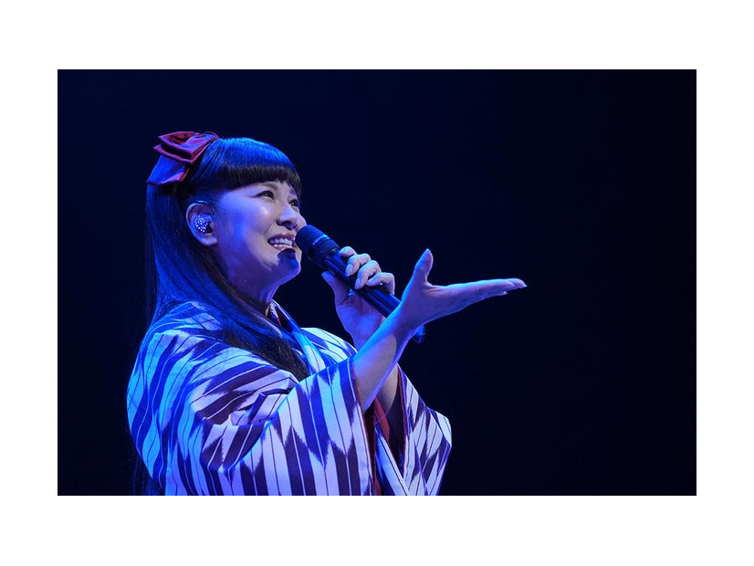 南野陽子「YOKO MINAMINO 40th Anniversary～ALL singles～“楽園のDoor”」（C）HIRO EDWARD SATO