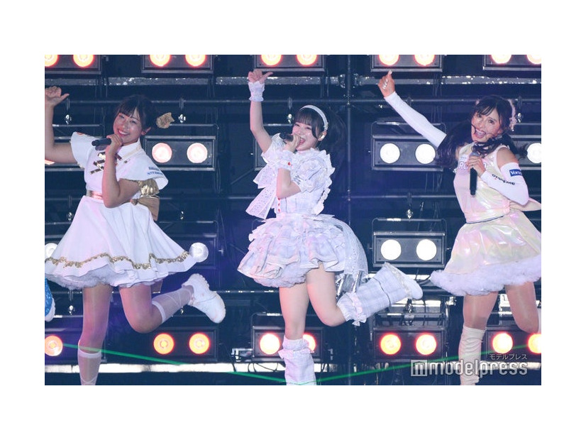 菅沼菜々、あいす、臼井麗香（C）モデルプレス
