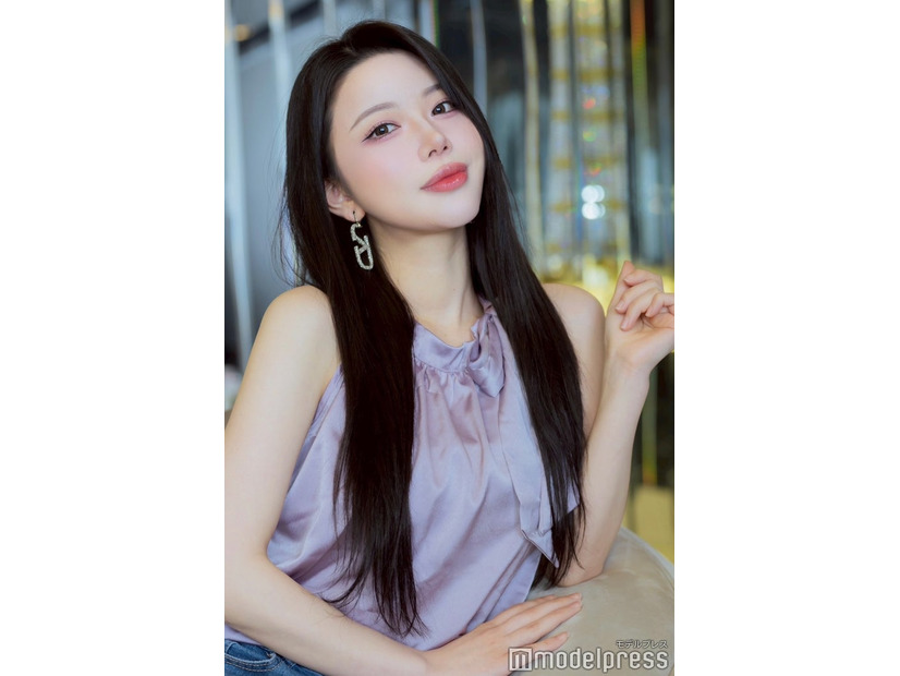 一条すず「BARCELONA桃李」（C）モデルプレス