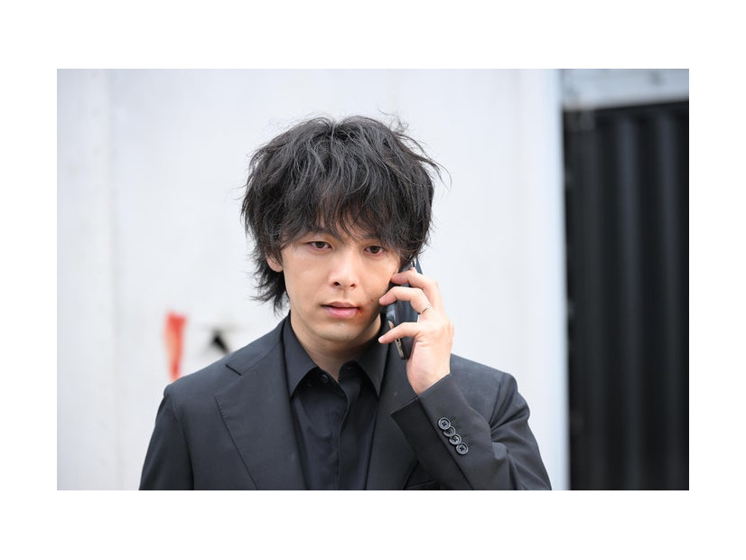 中村倫也「DOPE 麻薬取締部特捜課」第6話（C）TBS