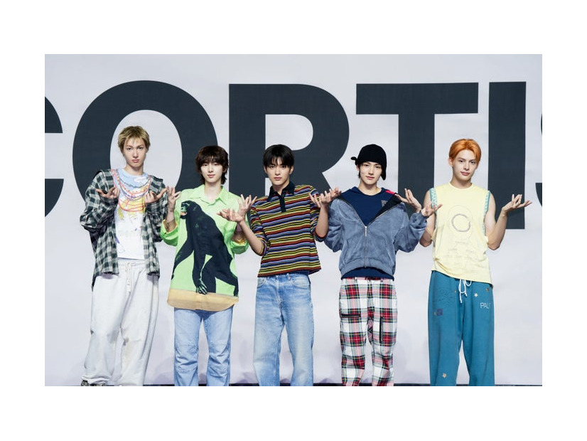 CORTIS（コルティス）／（左から）MARTIN（マーティン）、JUHOON（ジュフン）、KEONHO（ゴンホ）、SEONGHYEON（ソンヒョン）、JAMES（ジェームス）（P）＆（C）BIGHIT MUSIC