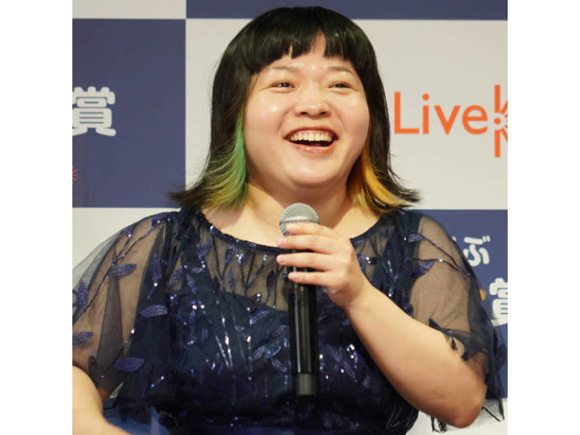 “絶対に焼きたくない”おかずクラブ・オカリナが購入した話題の日傘「本気を感じる」
