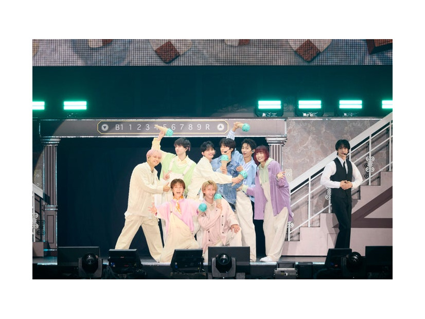 （左上から時計回り）SHOW、ジャン海渡、NAOYA、タクヤ、竹野世梛、柴崎楽、FUMINORI、曽野舜太、山中柔太朗「チョコループ」Day3（撮影：ウチダアキヤ／草間智博）