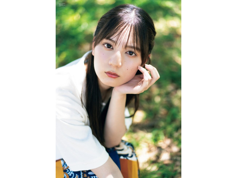 「B.L.T.2025年10月号」別冊付録：小坂菜緒（日向坂46）両面超ビッグポスター（提供写真）