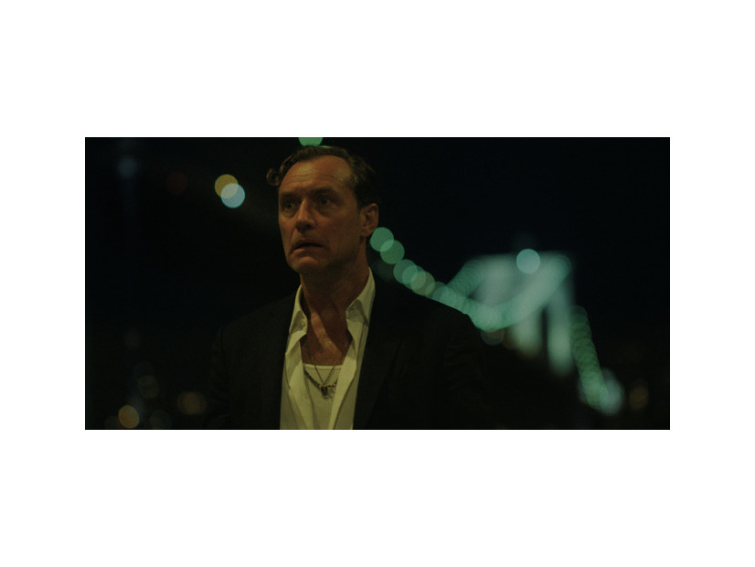 Netflixシリーズ「ブラック・ラビット」9月18日独占配信