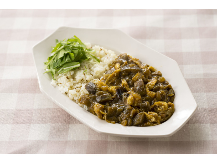 肉なしでここまで美味しい！10分で完成「焼きなすと油揚げのキーマ」香ばしいなすと油揚げでヘルシーに