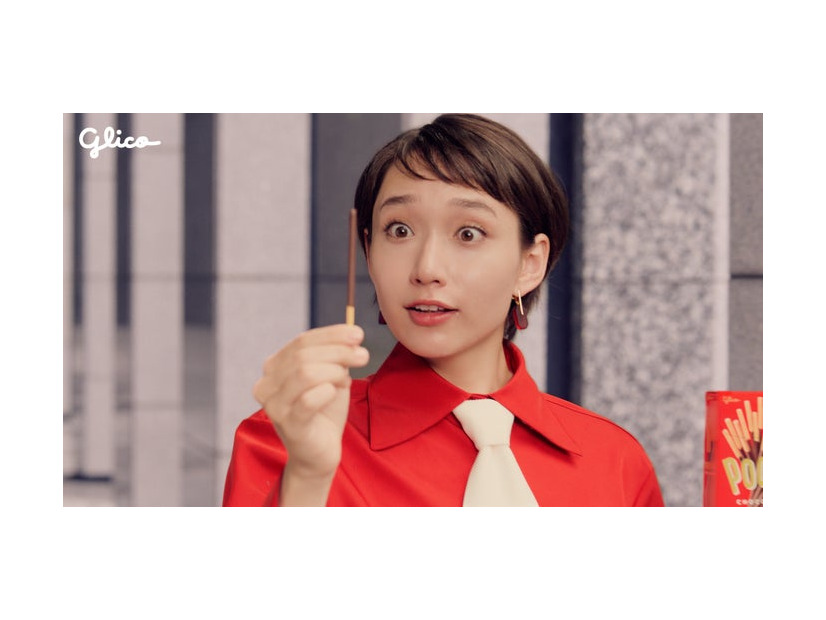 白本彩奈／新TVCM「ポッキーの革命」篇より（提供写真）