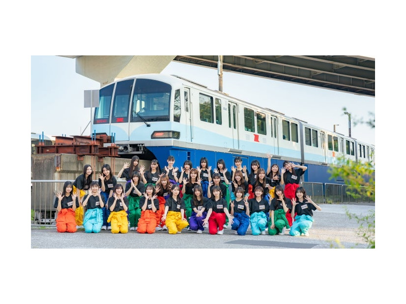 日向坂46が東京モノレール車両をジャック／提供画像