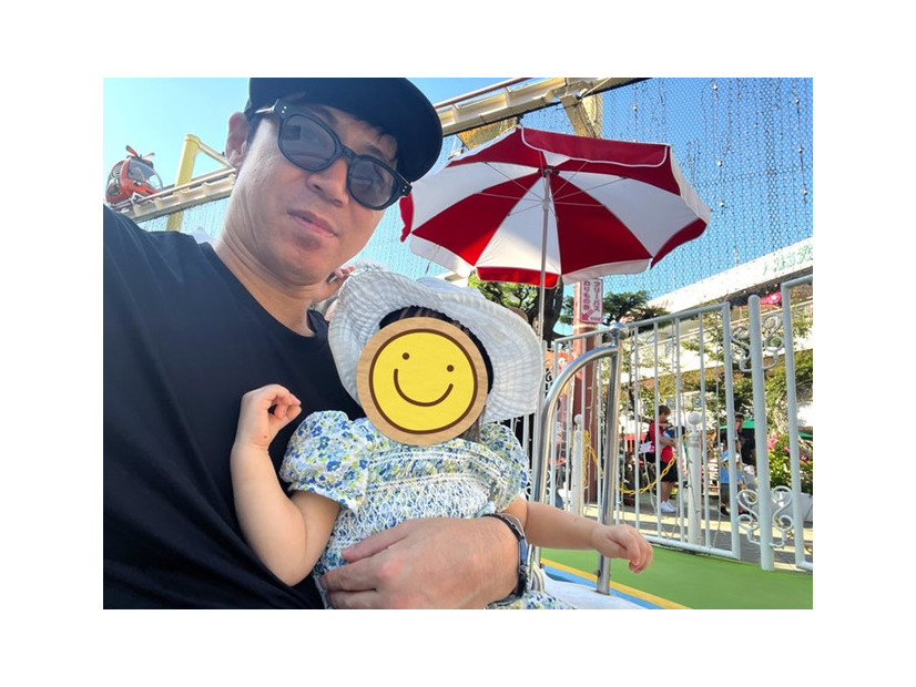 東貴博、1歳次女が“浅草花やしき”デビュー「やっと連れて来れた」「ちっちゃい子が乗れるのも たくさん」