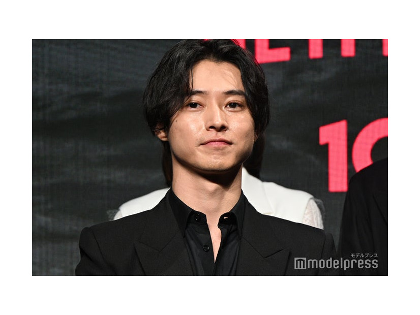 「今際の国のアリス」シーズン3グローバルファンイベントに登壇した山崎賢人（C）モデルプレス