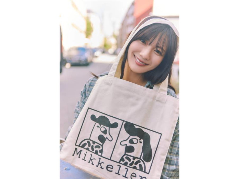 日向坂46河田陽菜、デンマークの人気ビール店でパシャリ！癒し効果満点のハッピー笑顔SHOT