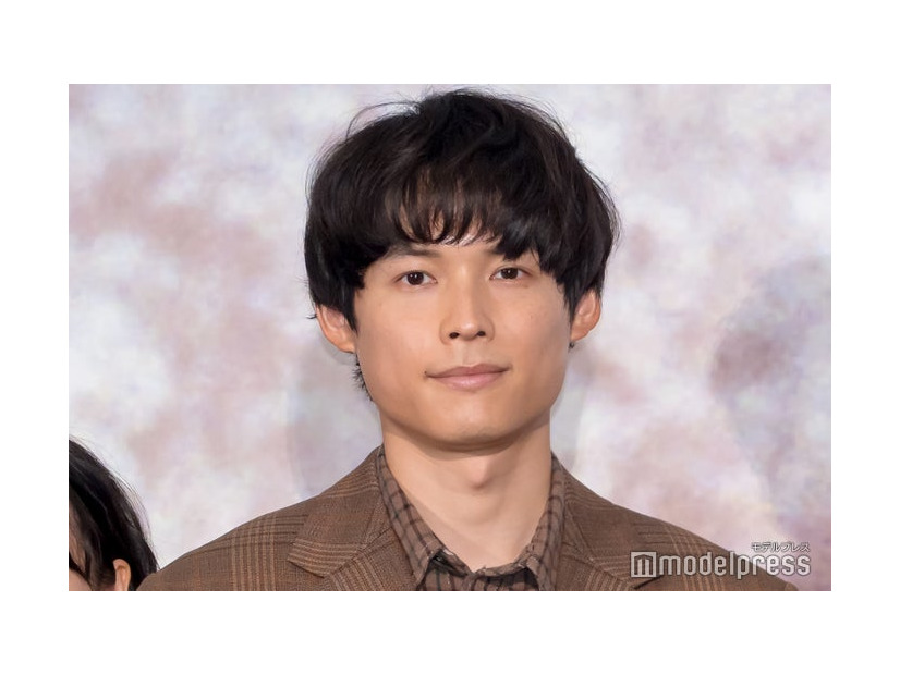 「秒速5センチメートル」完成披露試写会舞台あいさつに出席した松村北斗（C）モデルプレス
