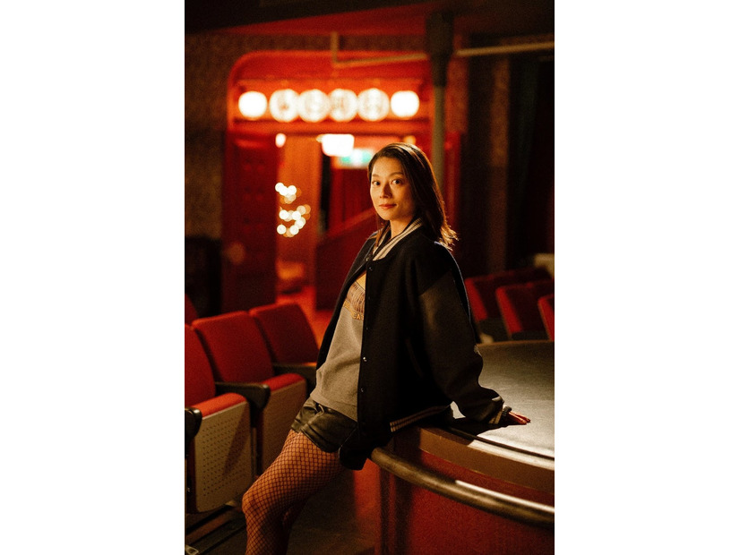 小池栄子「もしもこの世が舞台なら、楽屋はどこにあるのだろう」（C）フジテレビ