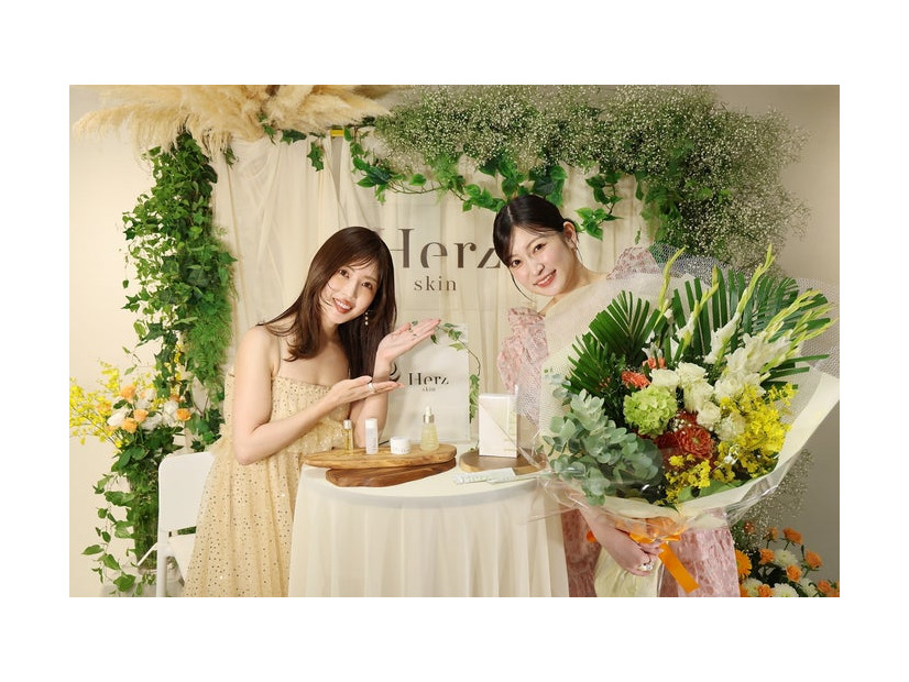 舟山久美子、吉田朱里／写真：Ayami（提供写真）
