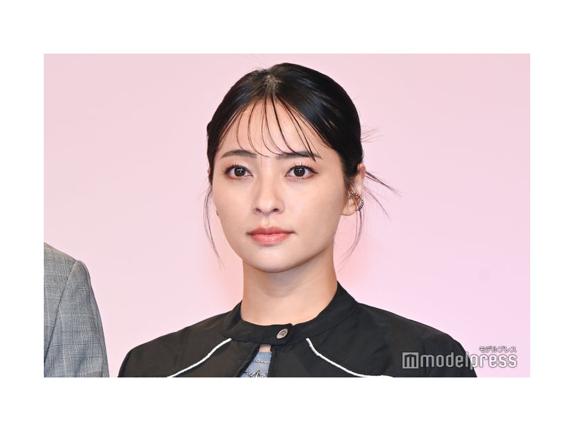 「できても、できなくても」記者会見に出席した水崎綾女（C）モデルプレス