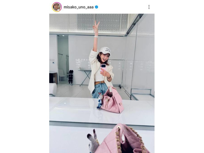 宇野実彩子、キュートな魅力が爆発！自撮りSHOTにファン悶絶「ママになってもお茶目で可愛い」