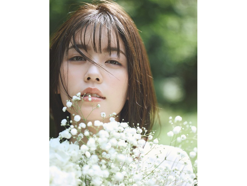 小芝風花カレンダー2026「Flower」（2025年12月12日発売）(C)マガジンハウス