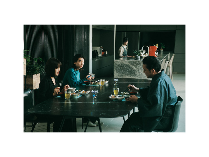 「MISS KING / ミス・キング」1話（C）AbemaTV, Inc.