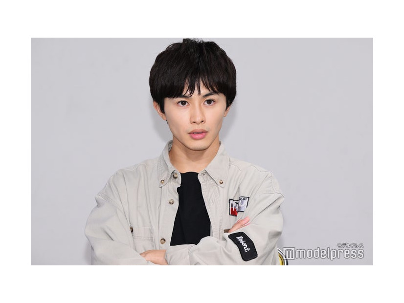 「地獄は善意で出来ている」囲み取材に出席した草川拓弥（C）モデルプレス