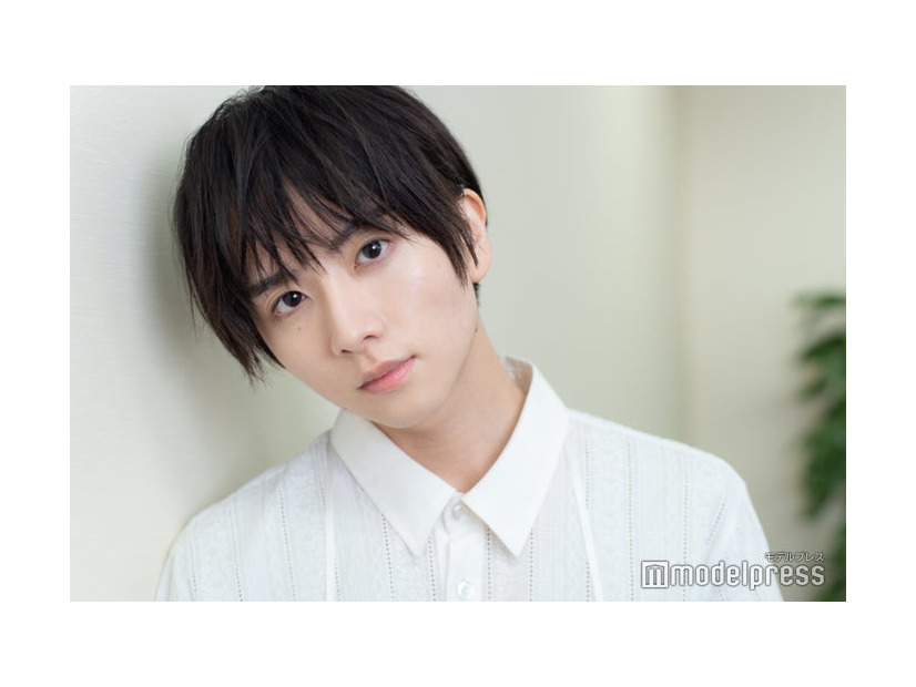 モデルプレスのインタビューに応じた板垣李光人（C）モデルプレス