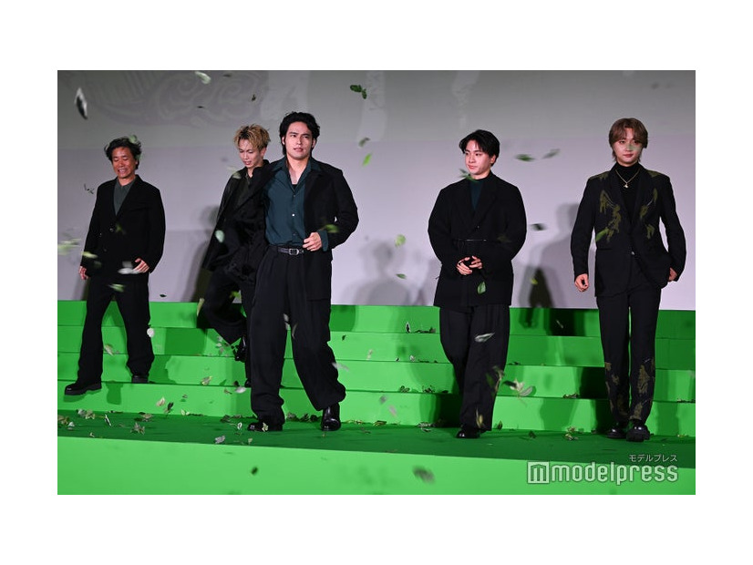 映画「WIND BREAKER／ウィンドブレイカー」キックオフイベントに出席した萩原健太郎監督、綱啓永、水上恒司、木戸大聖、JUNON（BE:FIRST）（C）モデルプレス