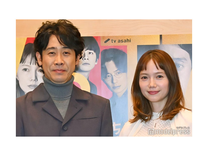 「ちょっとだけエスパー」囲み取材会に出席した大泉洋、宮崎あおい（C）モデルプレス