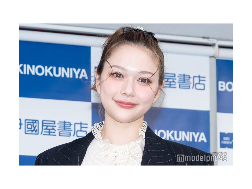 雑誌「ViVi」表紙記念記者会見村重杏奈（C）モデルプレス