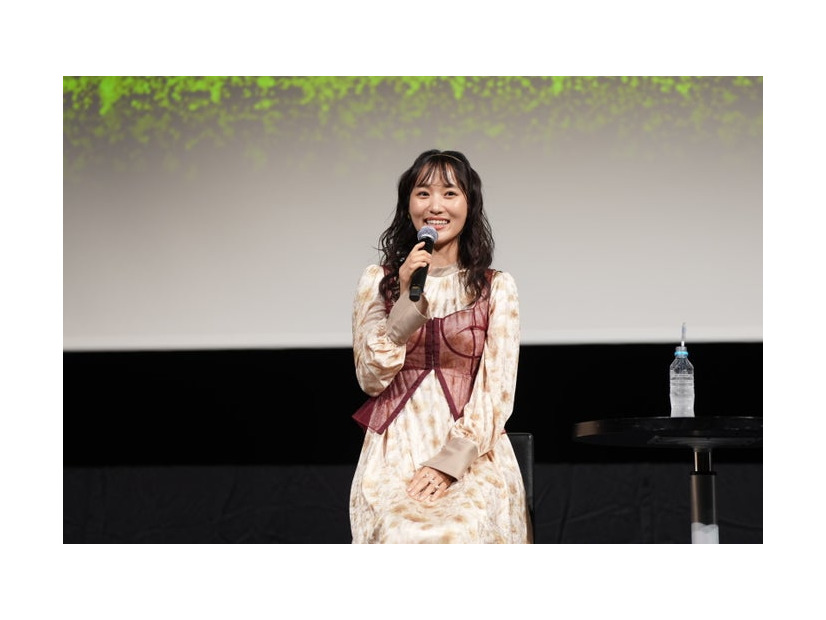 菅井友香（C）TopCoat