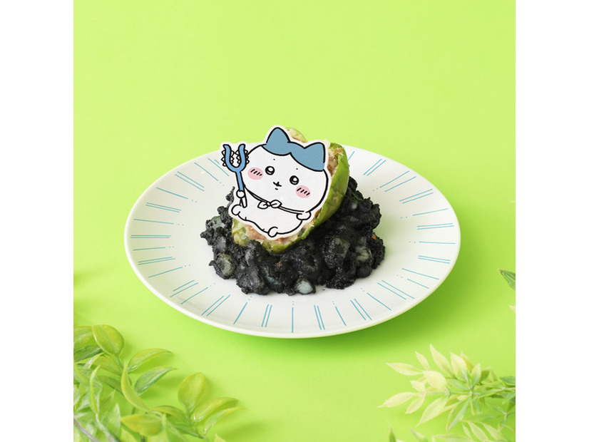 ハチワレのピーマンの肉詰め　880円(税込)「ちいかわレストラン」新たなフェア“討伐フェア”