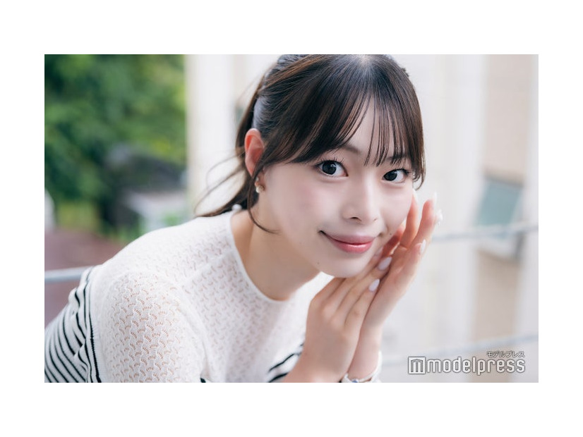 モデルプレスのインタビューに応じた漆原のこさん（C）モデルプレス