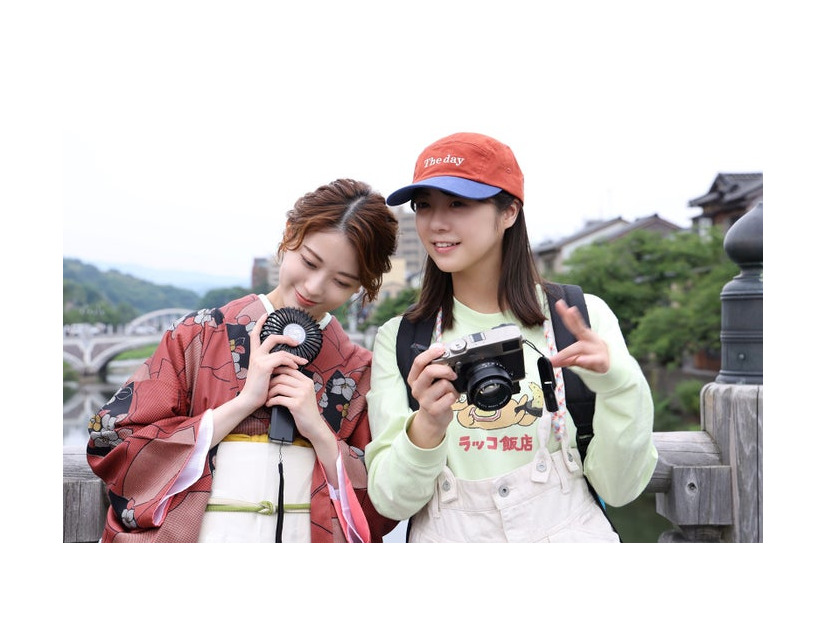 岩本蓮加、冨里奈央「ふたりエスケープ」第5話（C）田口囁一・一迅社／「ふたりエスケープ」製作委員会