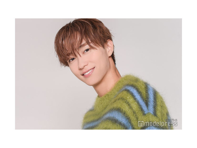 モデルプレスのインタビューに応じた野村康太（C）モデルプレス