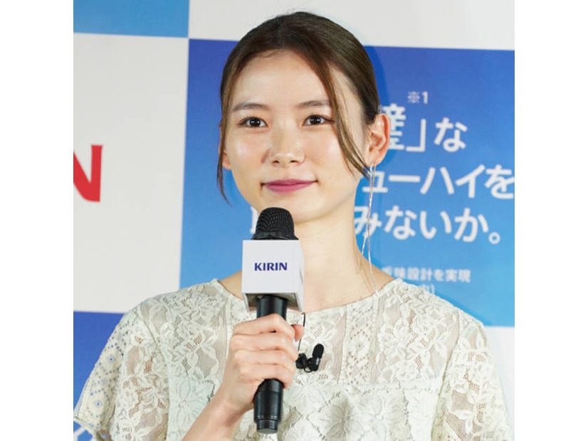朝日奈央、30歳を迎えた妹とパシャリ！仲良しSHOTに「雰囲気似てる」「優しいお姉ちゃん」の声