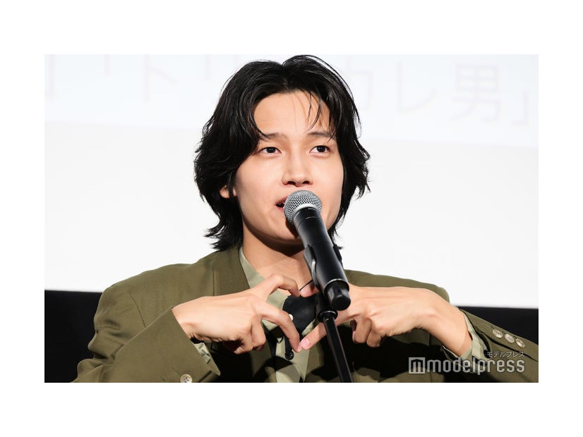 映画「トリツカレ男」初日舞台挨拶に出席した佐野晶哉（C）モデルプレス