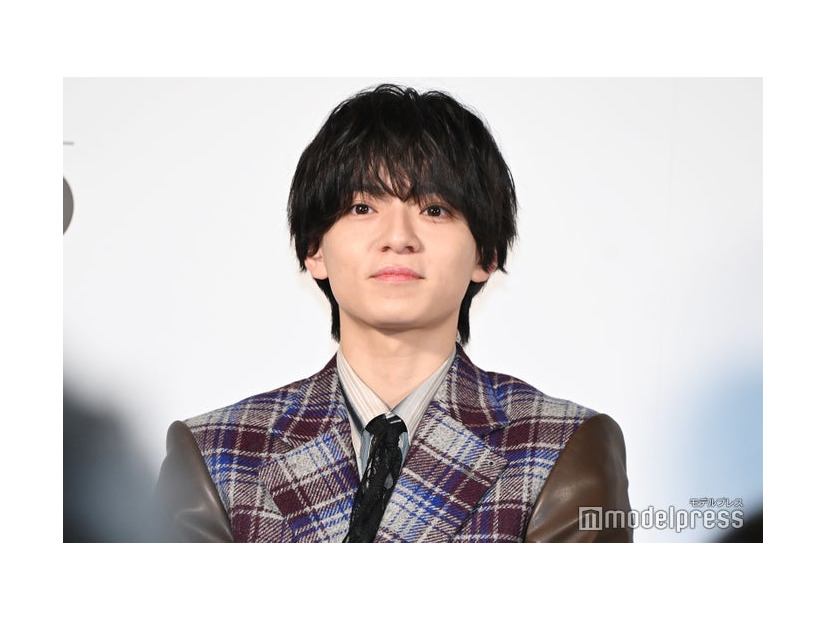 大倉忠義から「色気のある表情をしやがったり」と成長を評価された西村拓哉（C）モデルプレス