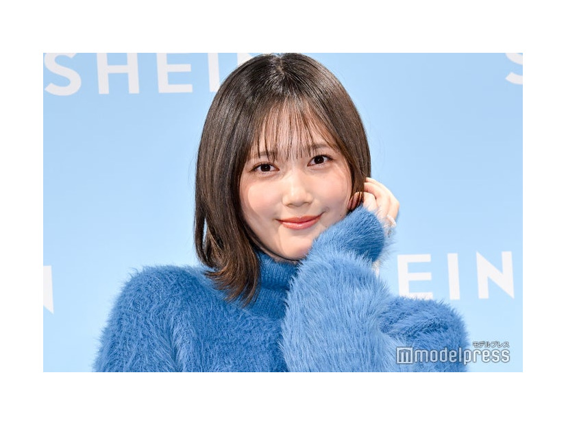 発表会に出席した本田翼（C）モデルプレス