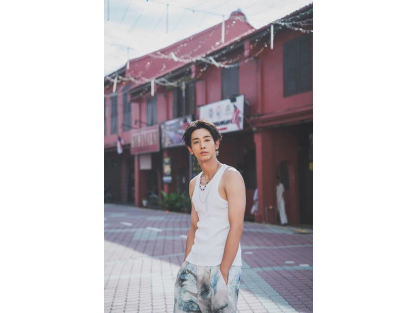 近藤頌利、引き締まった体のタンクトップSHOT披露！俳優デビューから10年で広がった“表現の幅”に注目