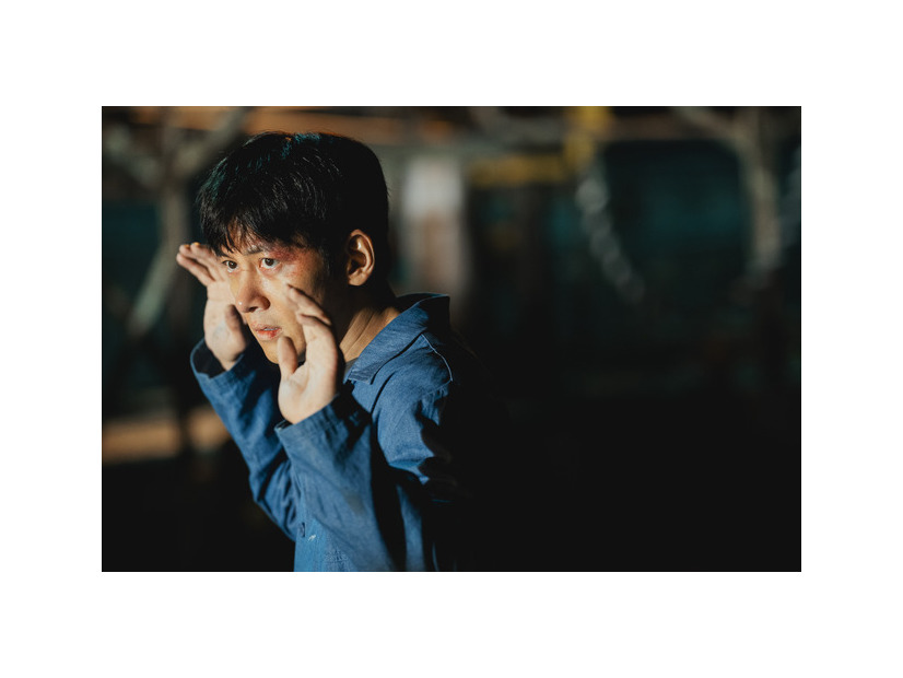 「捏造された都市」©2025 Disney and its related entities