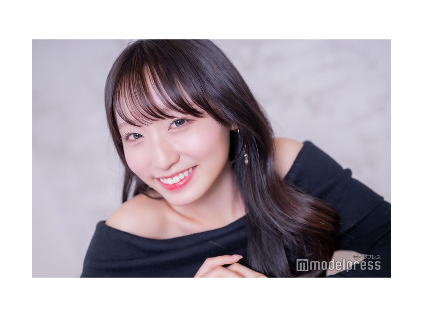 モデルプレスのインタビューに応じた北川智子さん（C）モデルプレス