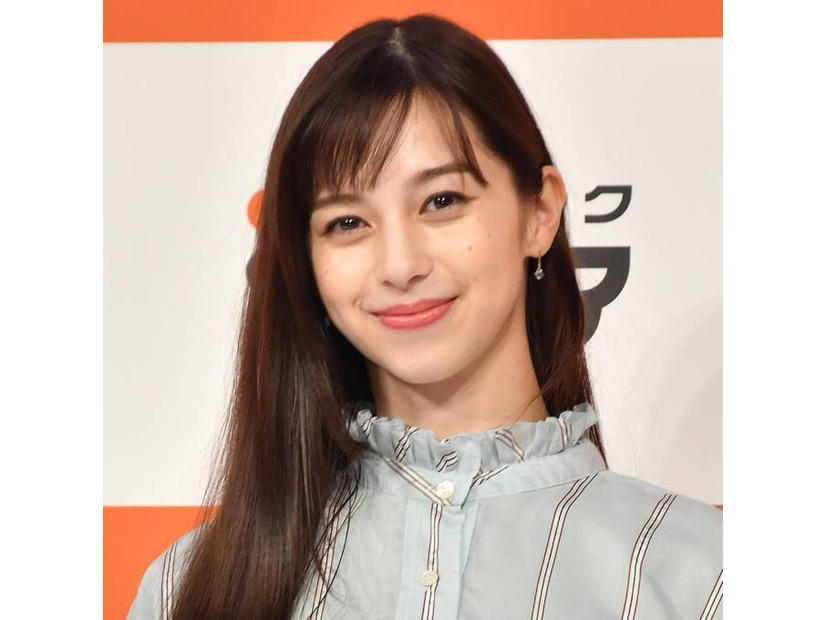 中条あやみ、ゴージャスな赤ドレスSHOTに絶賛の嵐「リアルプリンセス」「すごくお似合い」