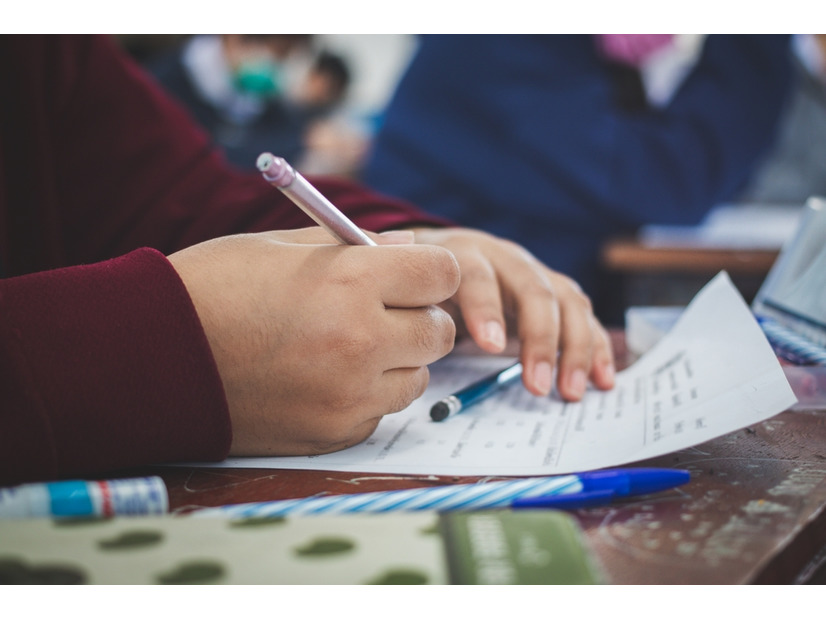 「手が痺れるし地獄です」東大には「４時間かかる試験」があるって本当！？その学部や内容とは？