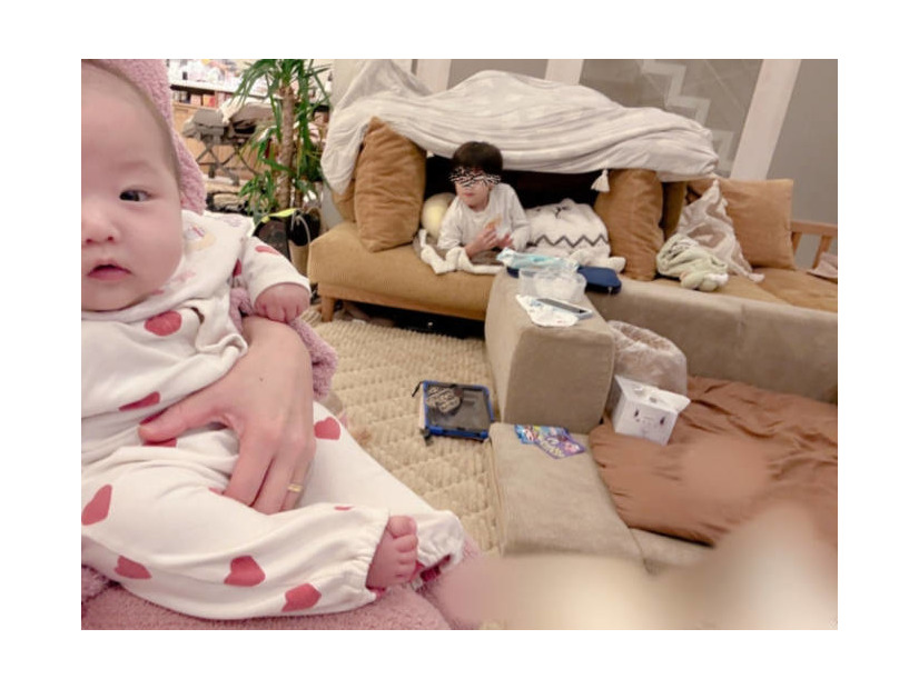 辻希美、連休は子供たちとのんびり！三男＆次女の2SHOT公開「今日は朝から撮影」