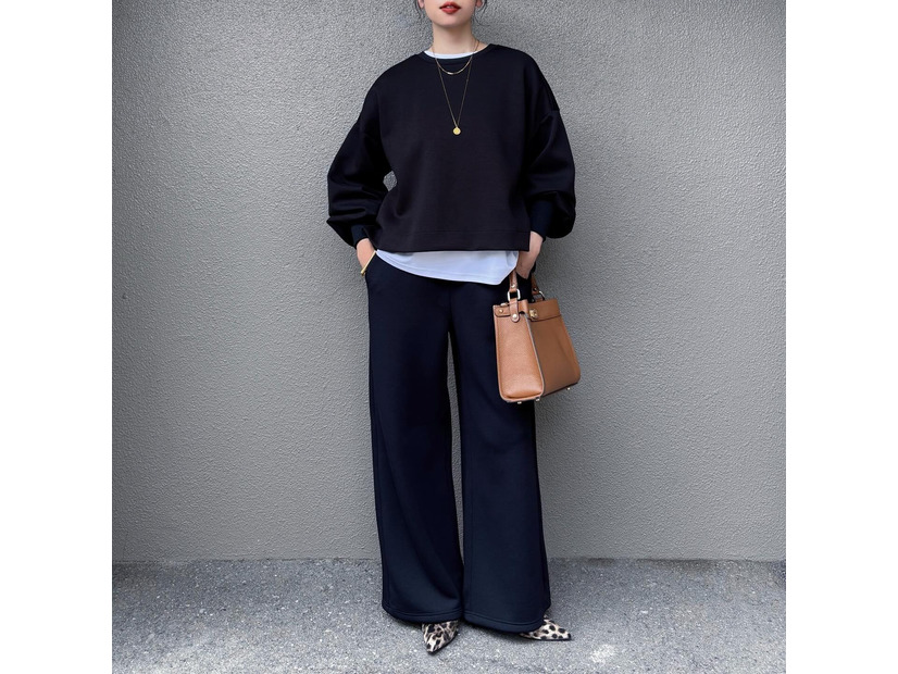 着心地ときちんと感を両立。【GU】きれい見えスウェットパンツが良い！【40代の毎日コーデ】