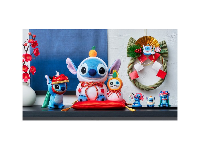 ぬいぐるみキーチェーン 2,800円/ ぬいぐるみ 5,000円/ しめ飾り 3,900円/ マスコット 各2,000円