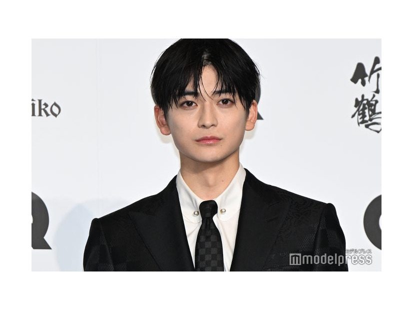 「GQ MEN OF THE YEAR 2025／20th Anniversary」フォトコールに出席した高橋文哉（C）モデルプレス