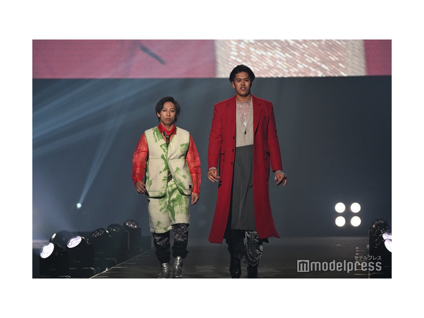 菊地ハルン選手、⽻⽉隆太郎選手（C）モデルプレス