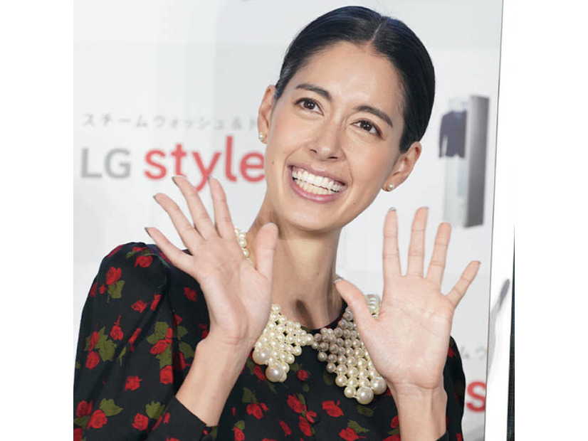 森泉、娘の七五三の晴れ姿を披露！「横顔めっちゃママに似てるー」「将来が楽しみ」と反響